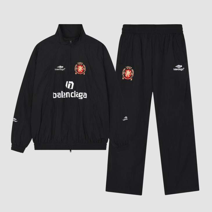 Picture of Balenciaga Sweater Suits _SKUBalenciagaS-XLxbtx8280828137091